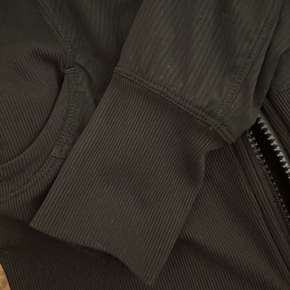 Lululemon hooded jacket - Picture 7 of 7